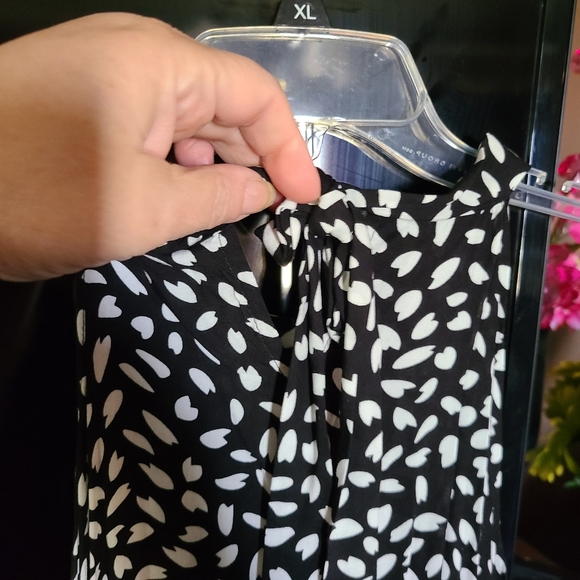 Dress - Picture 3 of 5